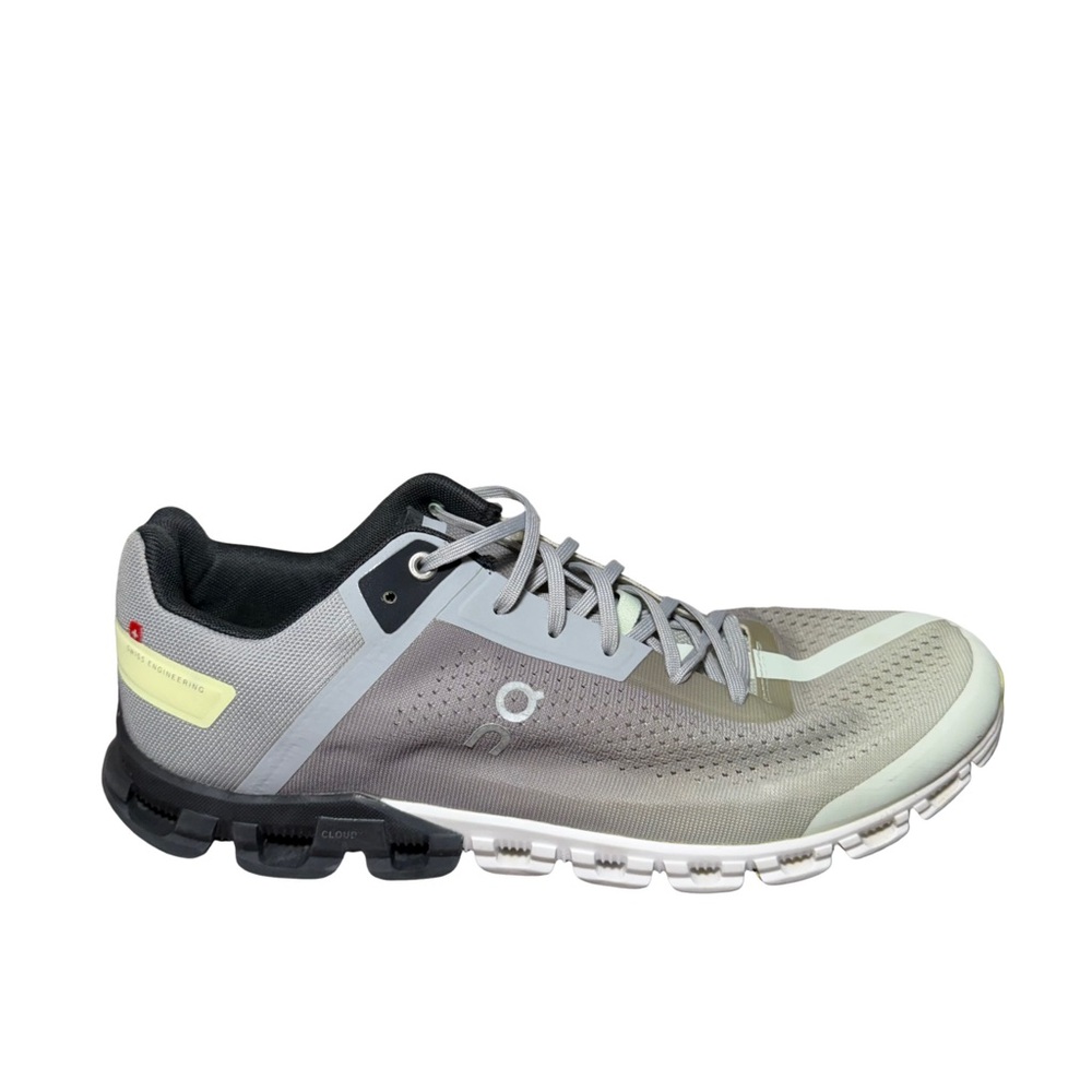 Men’s On Running Gray and White Athletic Shoes size 11